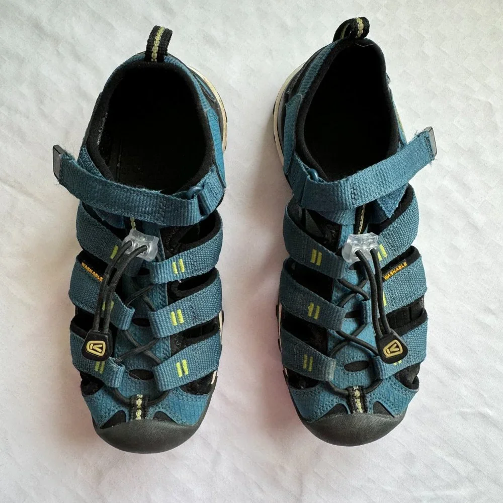 Little Boy Keen Newport New H2 in Legion Blue/Moss
